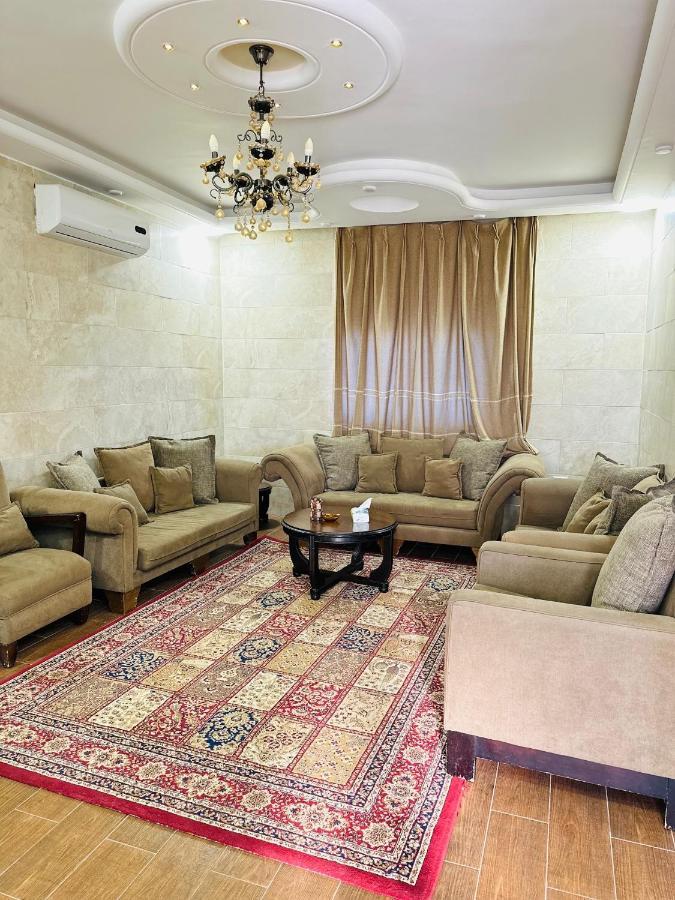 شقق الياسمين 2 Джараш Экстерьер фото